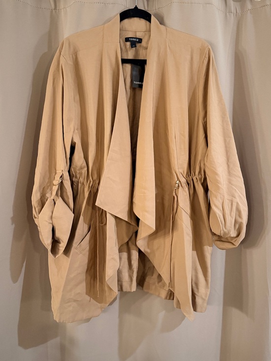torrid Jackets & Blazers - NWT Torrid Tan Drape-Front Trench Jacket